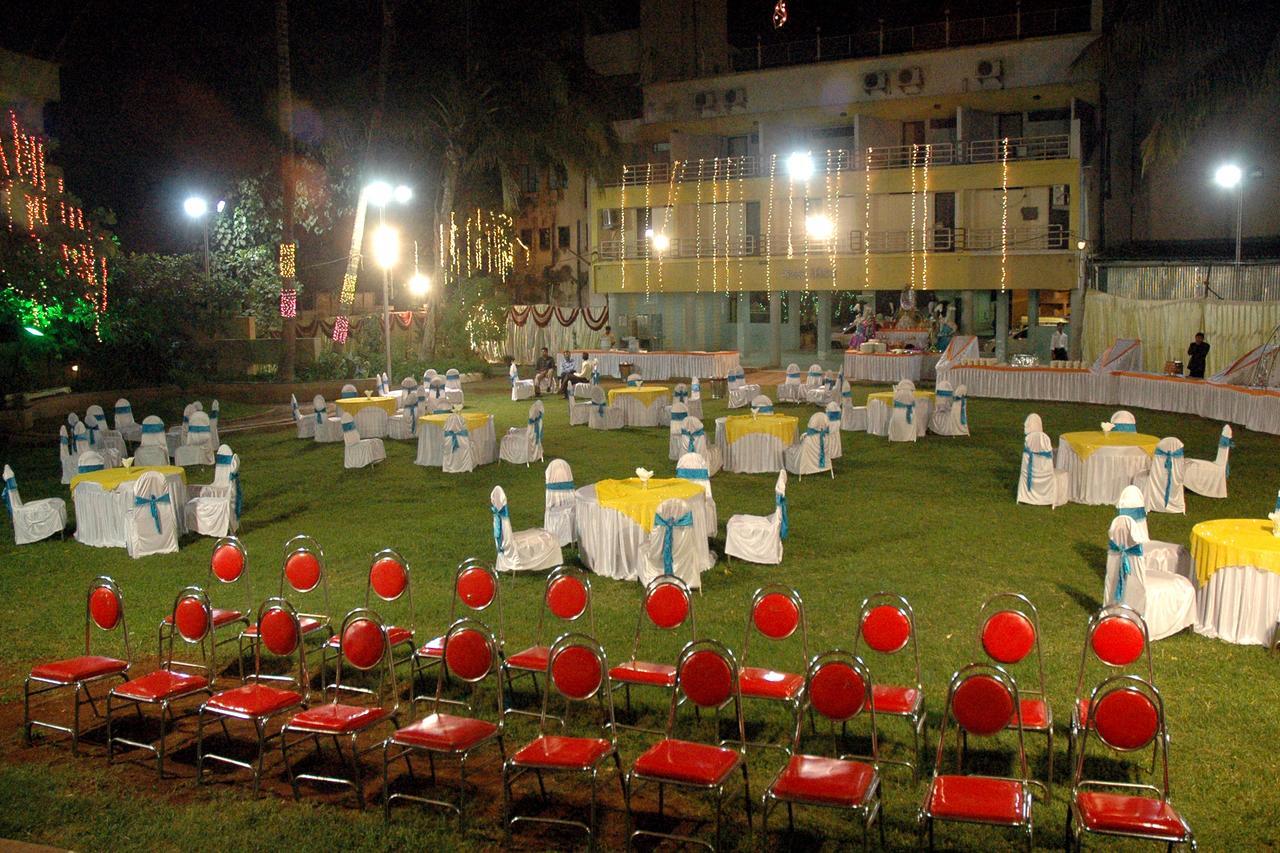 Hotel Royale Heritage Nashik Exterior photo